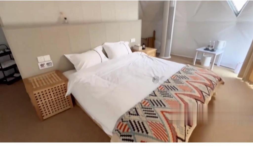 Caravans Park & Glamping Tents In The Vineyard Villa Turda Eksteriør billede